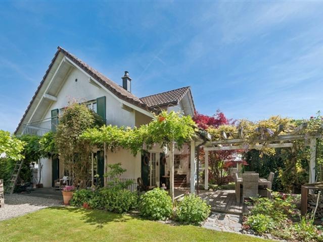 Einfamilienhaus kaufen in Mägenwil, Aargau