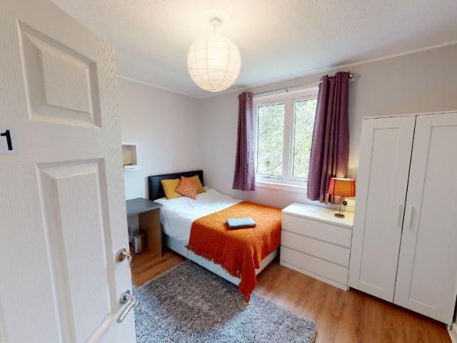 Room for rent in Ballindoch, Scotland