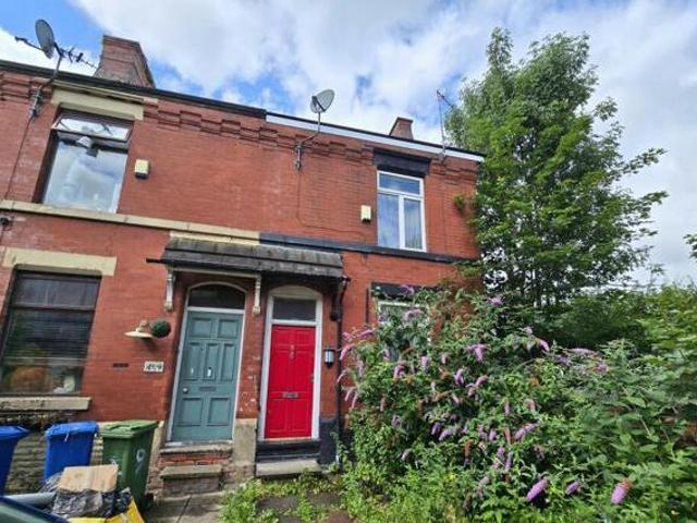 House for sale in Ashton-under-Lyne, Tameside