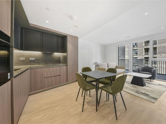 Apartment for rent in Oval, Greater London