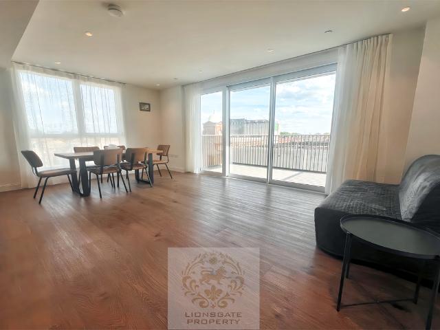 Apartment for rent in Oval, Greater London