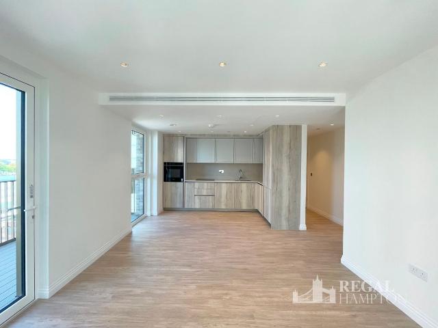 Apartment for rent in Oval, Greater London