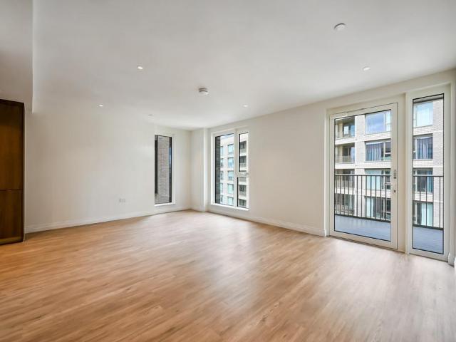 House for rent in Oval, Greater London