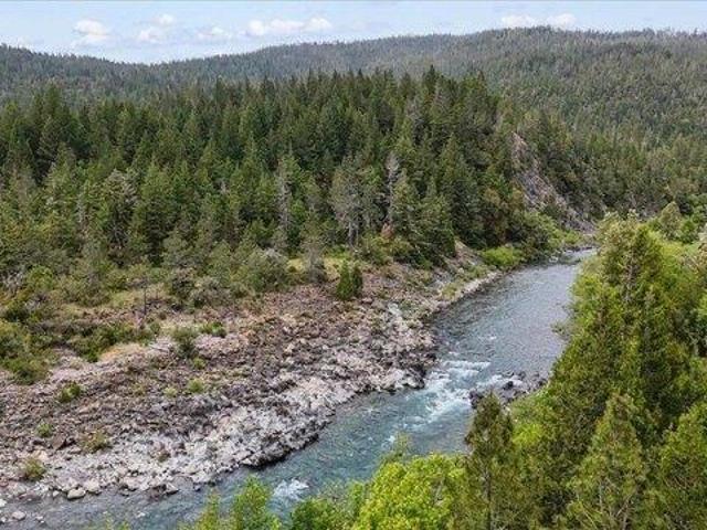 Land for sale in Gasquet, California