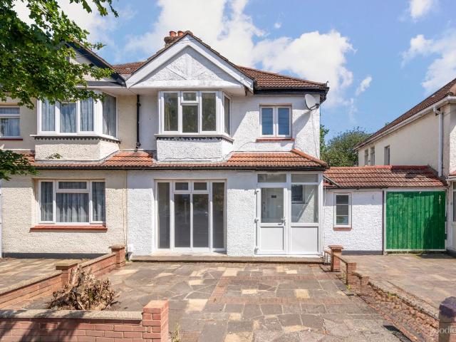 House for rent in The Wrythe, Greater London