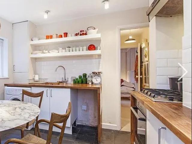 Apartment for rent in West Kensington, Greater London