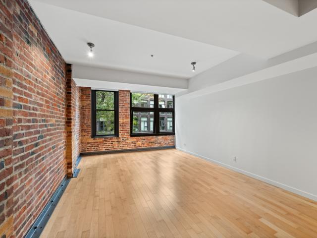Apartment for rent in Vancouver, British Columbia