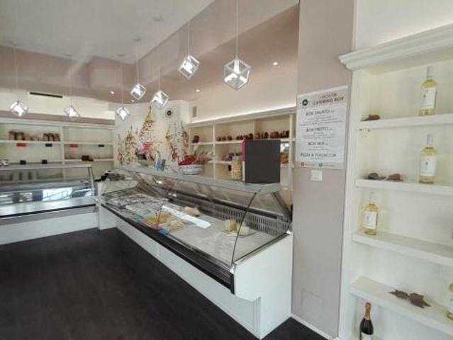 Locale Commerciale in vendita a Rubano, Veneto