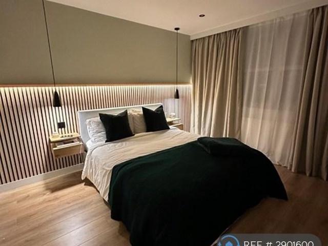 Apartment for rent in St Albans, Five Acres