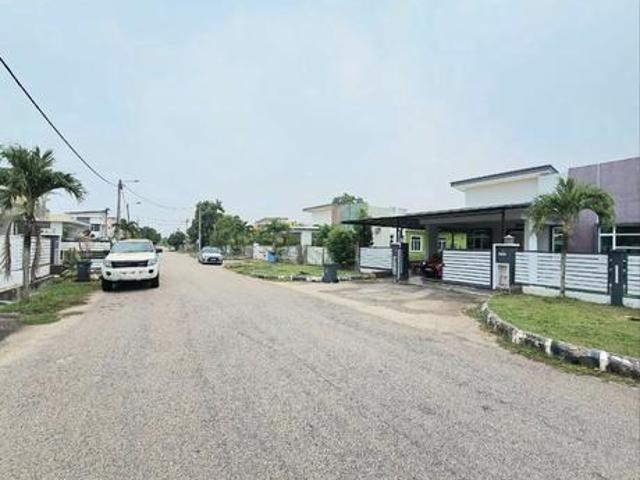 Bungalow for sale in Paya Rumput