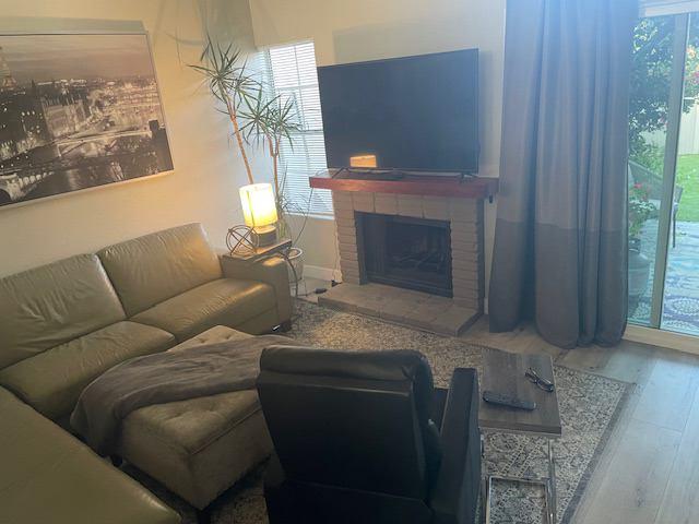 Room for rent in California