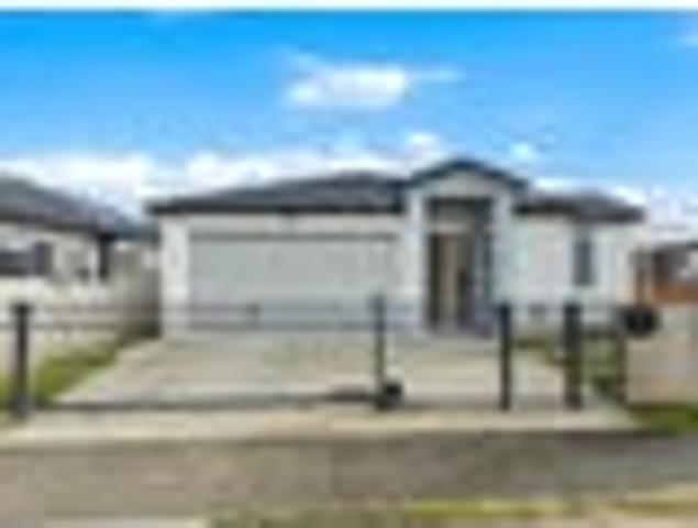 House for sale in Papakura