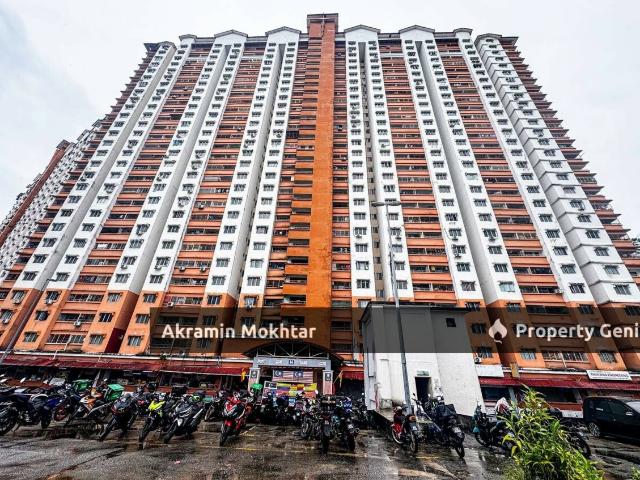 Apartment for sale in Petaling, Damansara Damai
