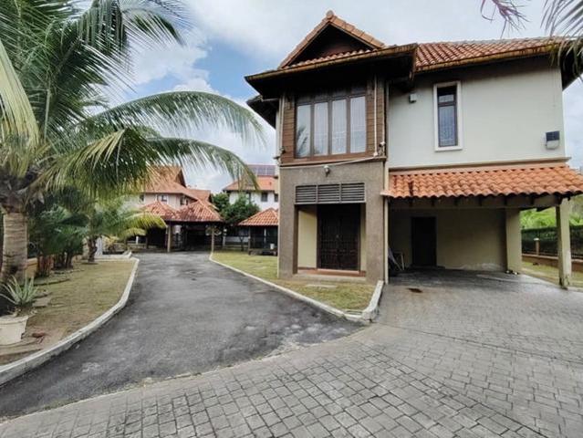 Bungalow for rent in Petaling, Alam Impian