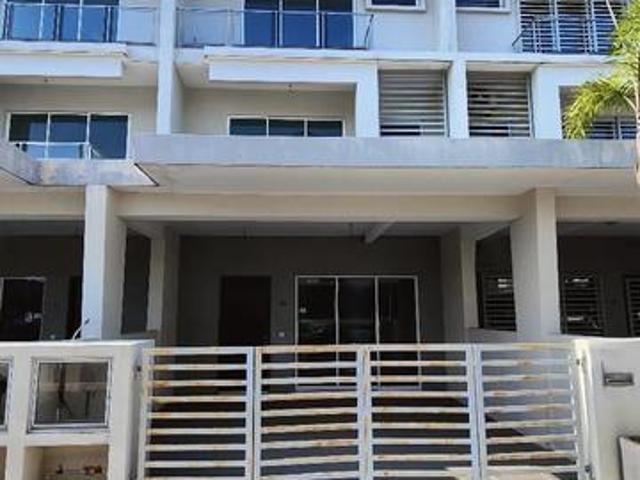 Terraced House for sale in Wellesley, Penang