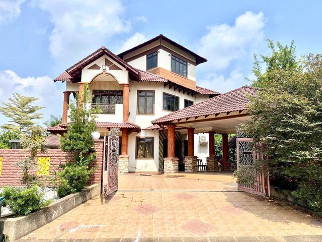Bungalow for sale in Bukit Katil, Malaka