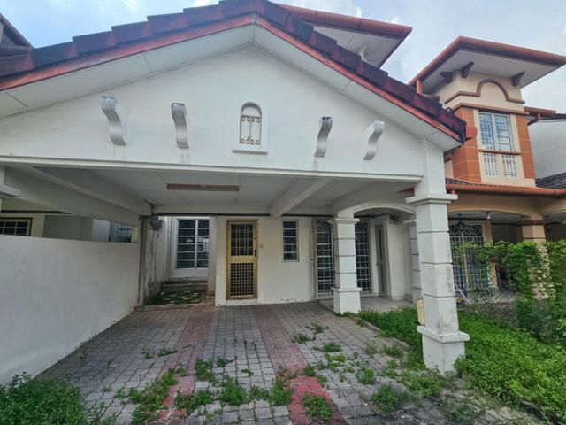 Terraced House for sale in Petaling, Subang Jaya