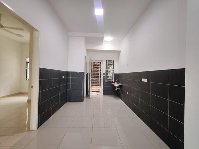 Terraced House for rent in Tanjong Sepat, Selangor