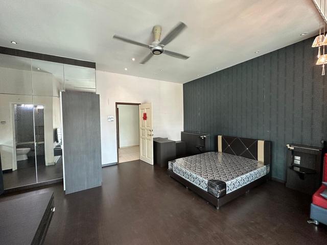 Terraced House for rent in Malaka