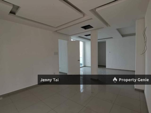 Bungalow for sale in Malaka