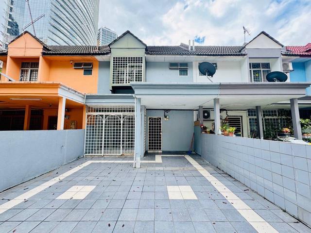 Terraced House for sale in Petaling, Damansara Damai