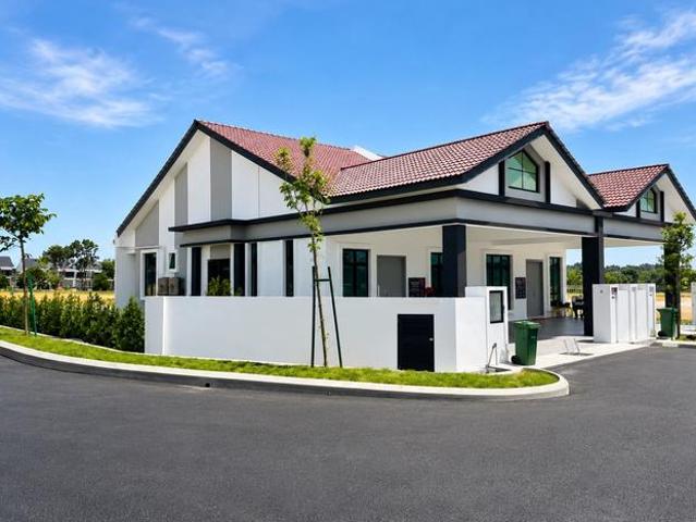 Residential House for sale in Malaka