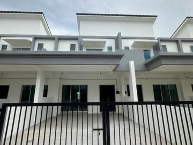 Terraced House for rent in Wellesley, Penang