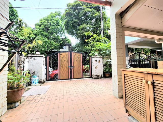 Terraced House for sale in Country Heights Damansara, Kuala Lumpur