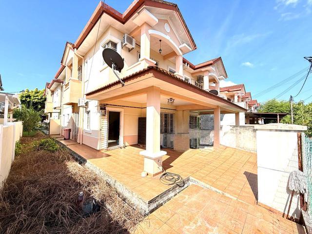 Residential House for sale in Sendayan Village, Negeri Sembilan