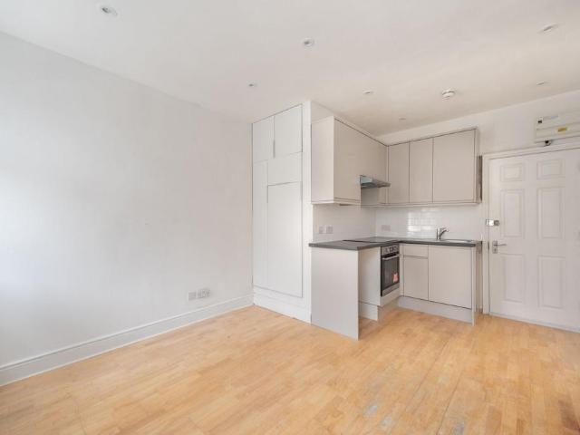 House for rent in St. John's Wood, Greater London