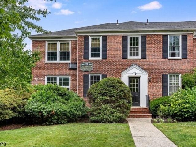 Condo for sale in Montclair, New Jersey