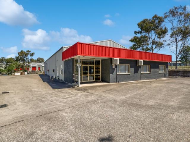 Warehouse for rent in South Nowra, New South Wales