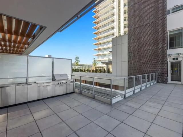 Apartment for rent in Park Royal, West Vancouver