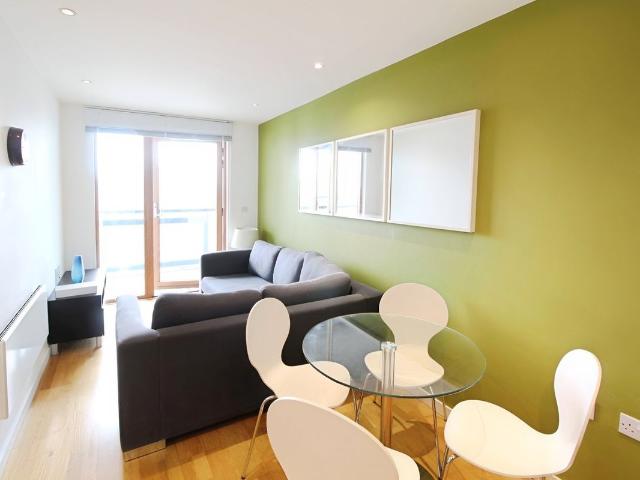 Apartment for rent in Richmond Hill, West Yorkshire
