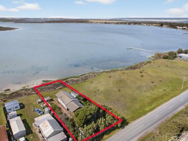 House for sale in Hindmarsh Island, South Australia