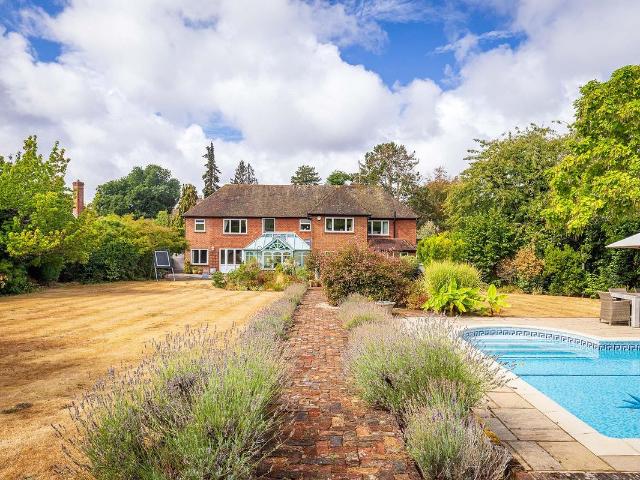 Apartment for rent in Wonersh, Fole