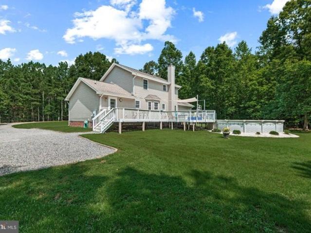 House for sale in Woodford