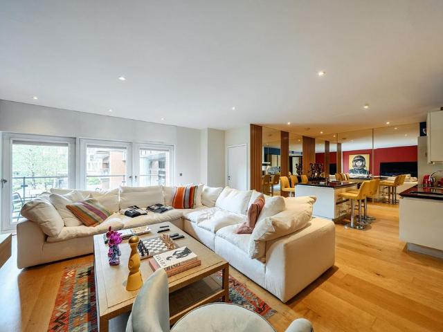 Apartment for rent in Pimlico, Greater London
