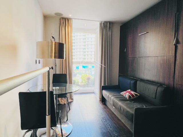 Studio for rent in Grosvenor Waterside, Greater London