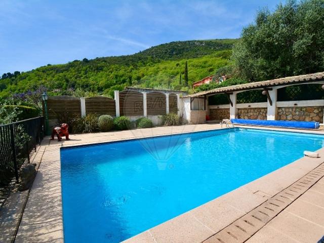 Maison vente à Grasse, Gattières