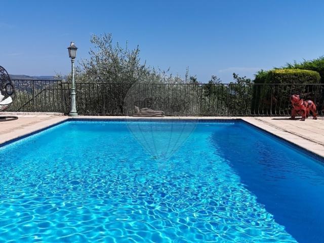 Maison vente à Grasse, Gattières