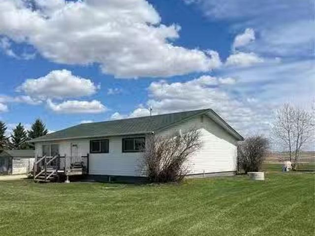 House for sale in Saskatchewan