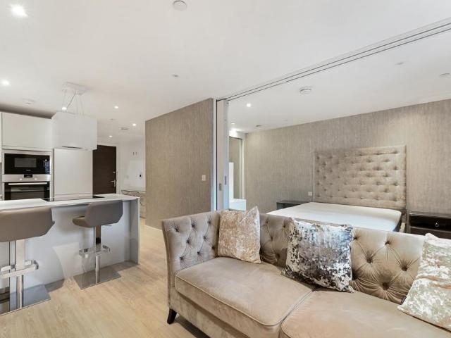 Apartment for rent in Streatham Hill, Greater London