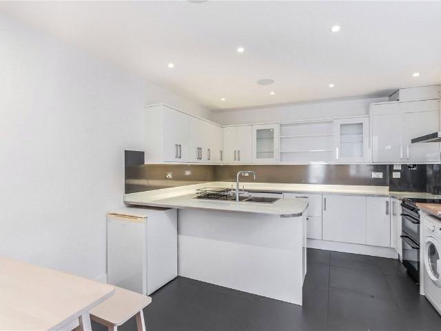 House for rent in Nunhead, Greater London