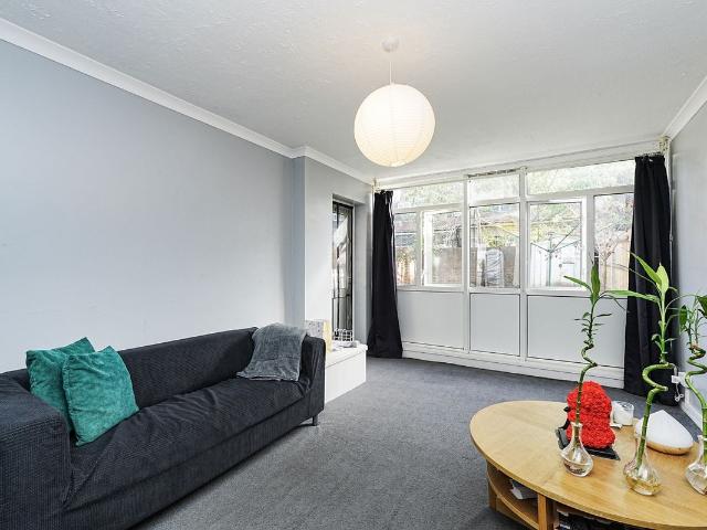 Apartment for rent in Royal Borough of Greenwich, Greater London
