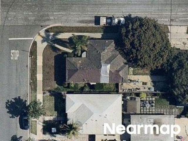 House for sale in Long Beach