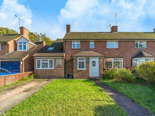 House for sale in Gerrards Cross, Tatling End