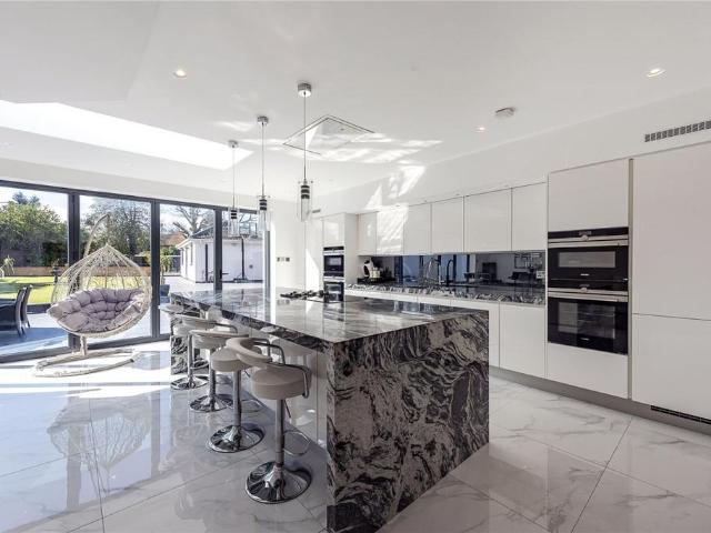 House for rent in Gerrards Cross, Denham