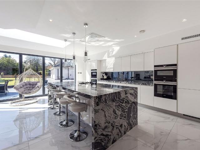 House for rent in Gerrards Cross, Denham