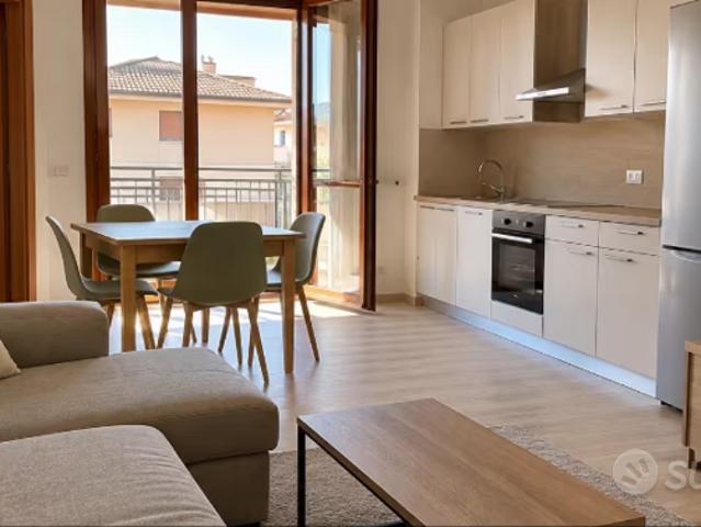 Appartamento in affitto a Fignano, Gavirate